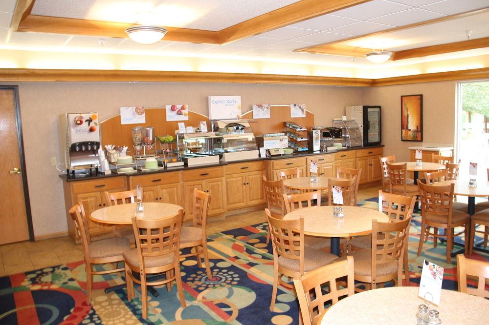 Best Western Plus Hudson I-94 Exterior photo