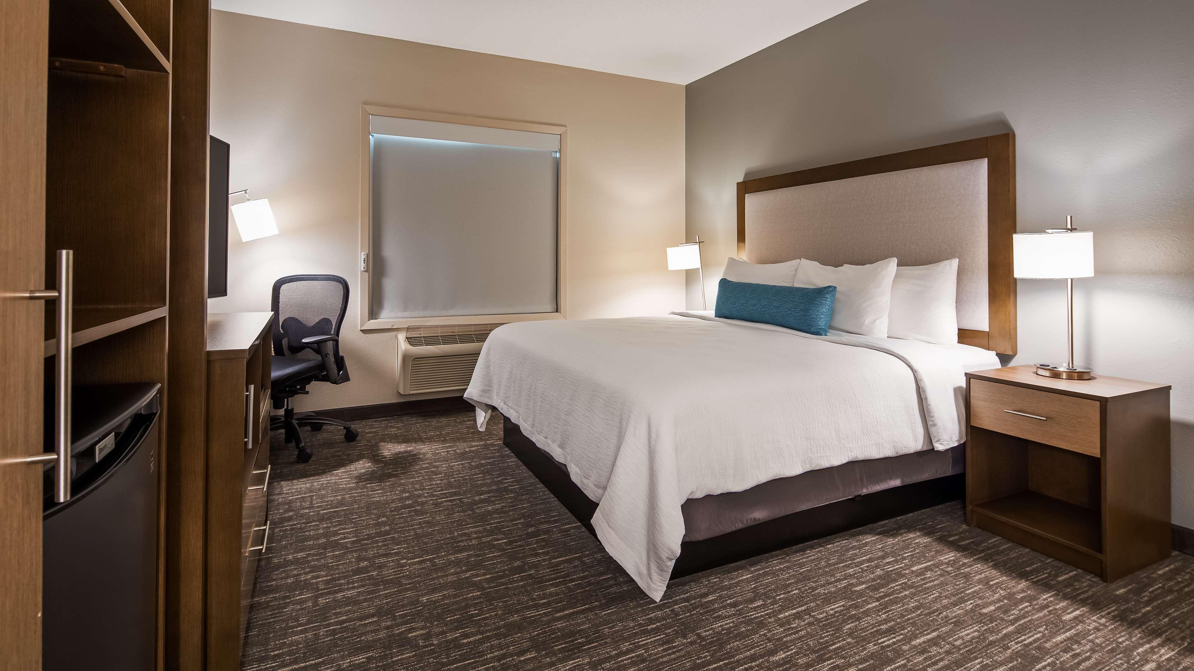 Best Western Plus Hudson I-94 Exterior photo
