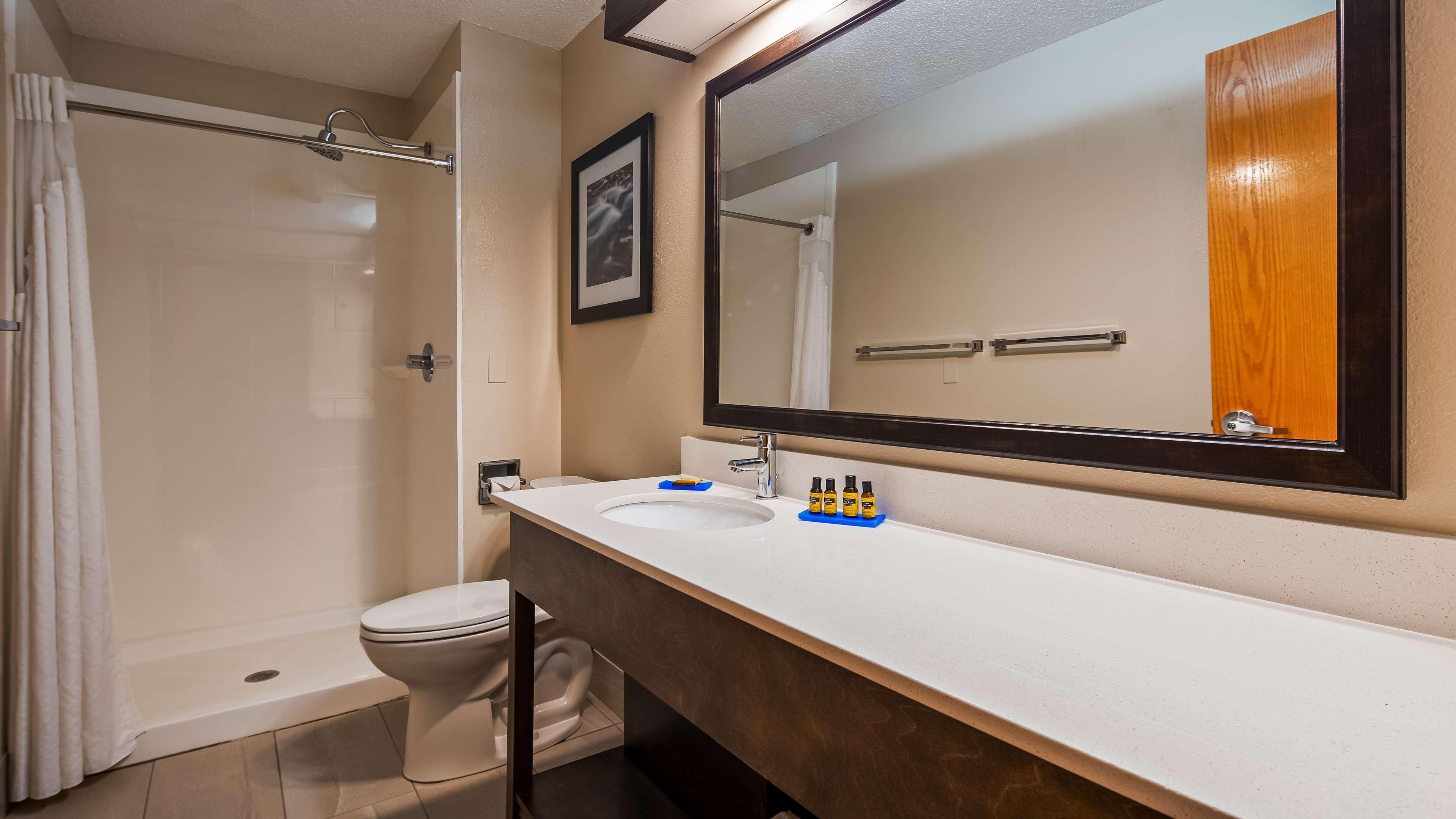 Best Western Plus Hudson I-94 Exterior photo