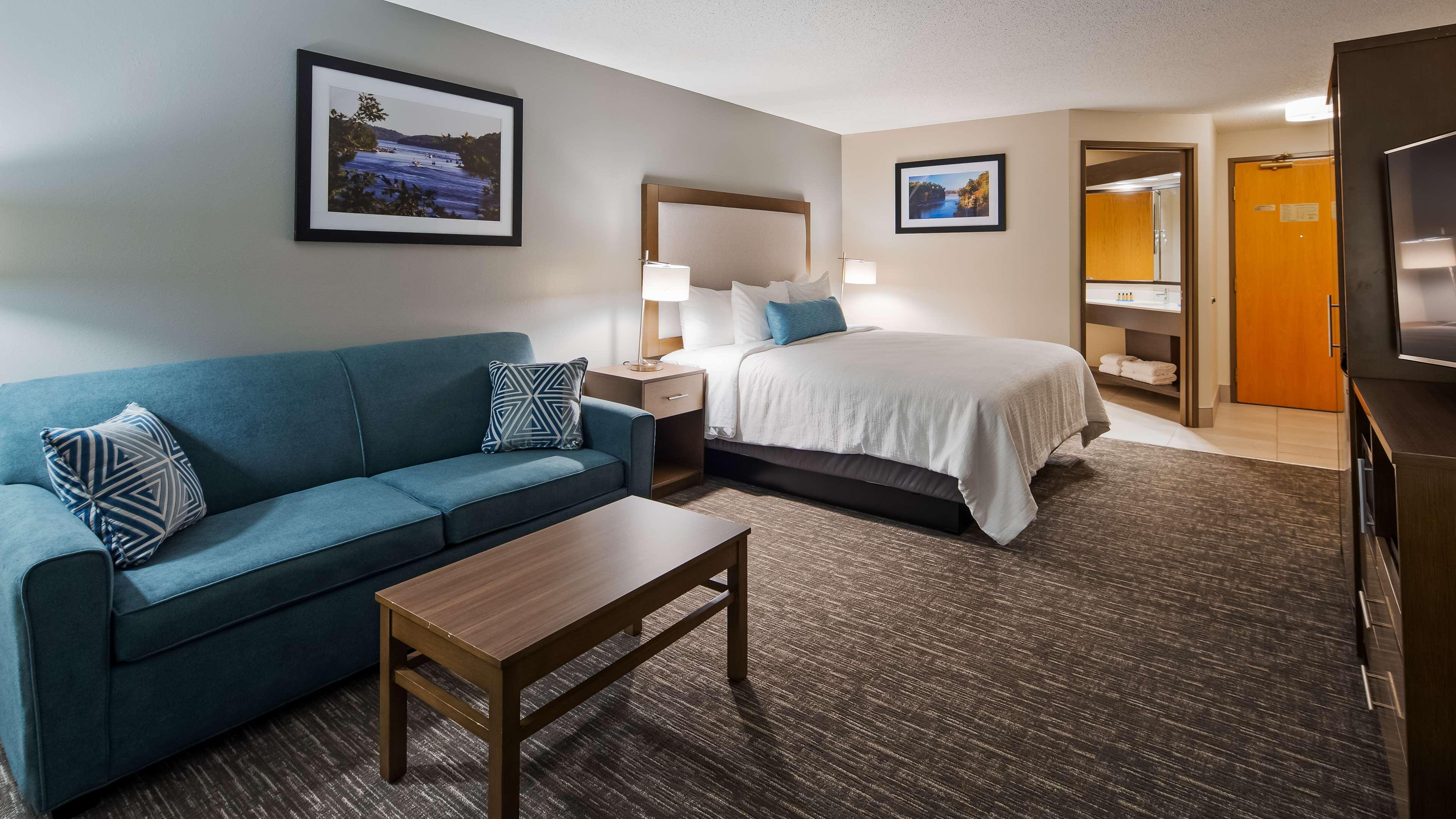 Best Western Plus Hudson I-94 Exterior photo