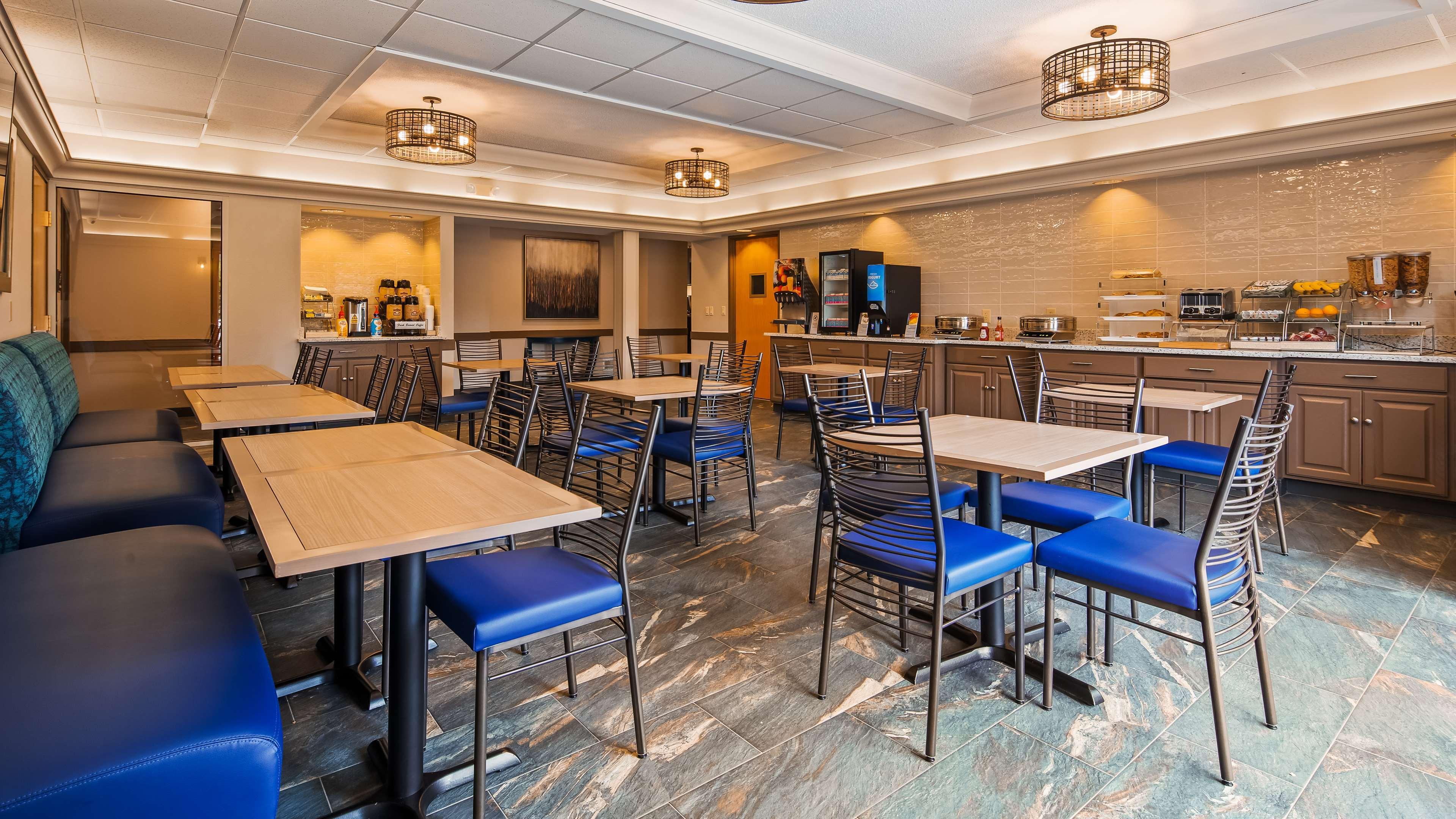 Best Western Plus Hudson I-94 Exterior photo