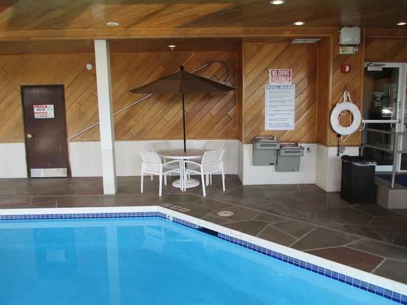 Best Western Plus Hudson I-94 Exterior photo