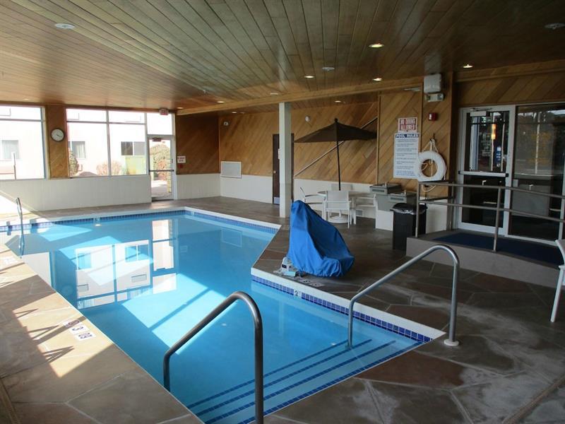 Best Western Plus Hudson I-94 Exterior photo